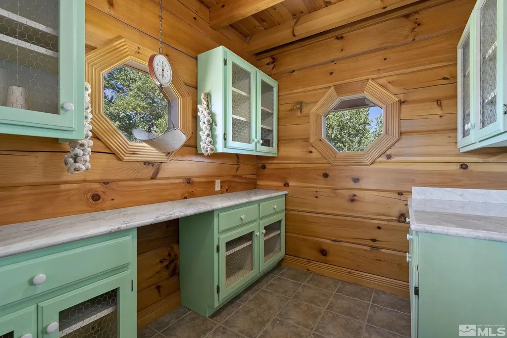 1312 Nv-208 Yerington NV 89447