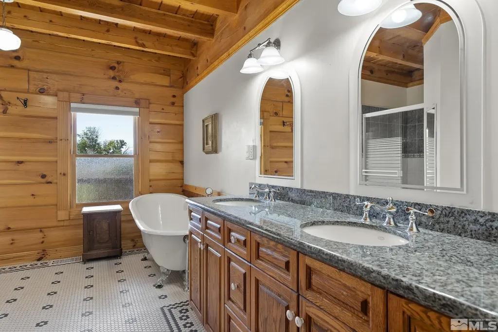 1312 Nv-208 Yerington NV 89447