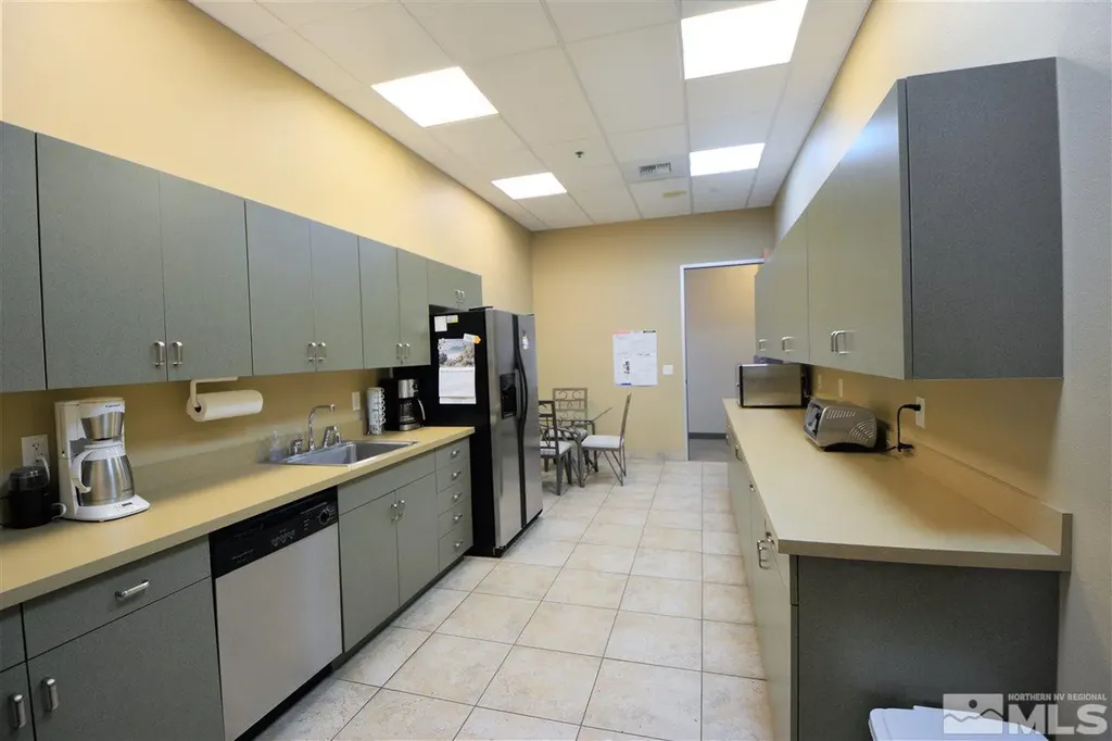 140 Huffaker Reno NV 89511