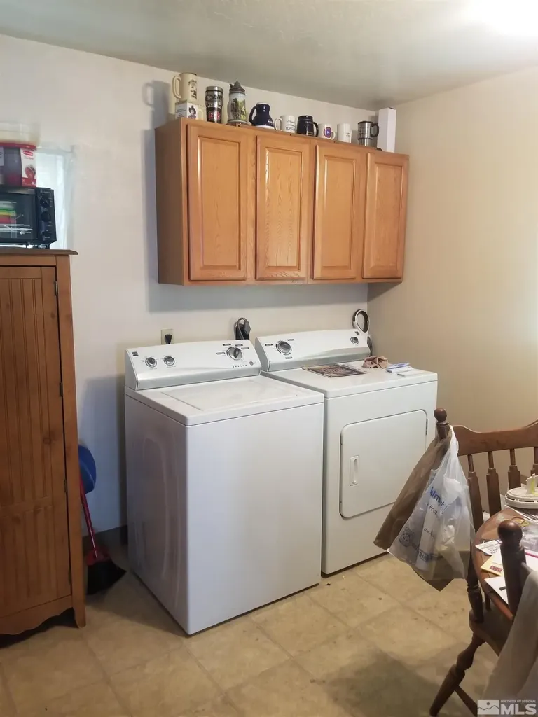 250 - 252 Taylor Fallon NV 89406