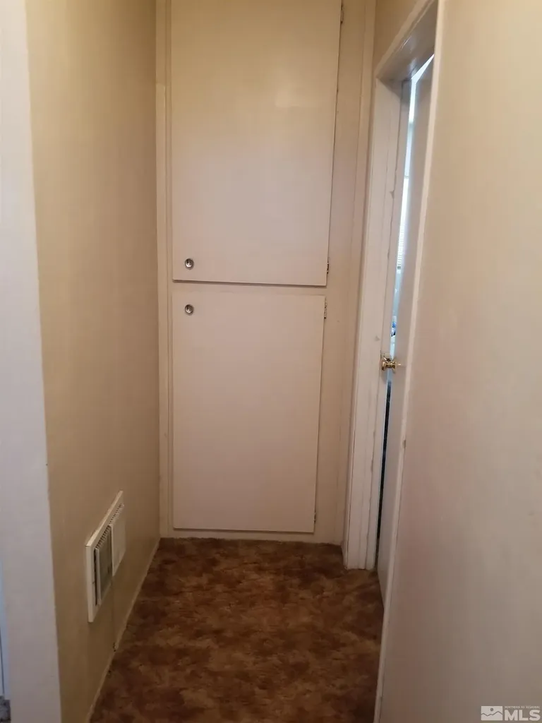 250 - 252 Taylor Fallon NV 89406