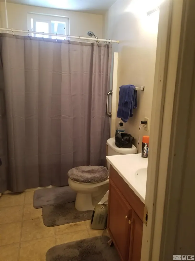 250 - 252 Taylor Fallon NV 89406