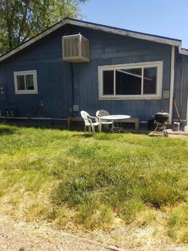 250 - 252 Taylor Fallon NV 89406