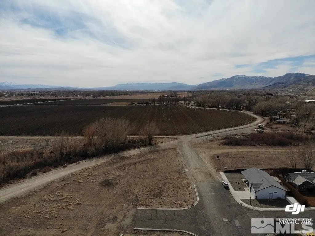 502 Sprague Yerington NV 89447