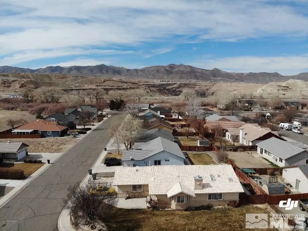 502 Sprague Yerington NV 89447