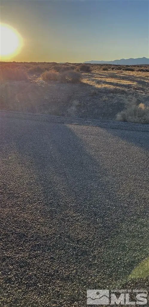 5160 Esther Silver Springs NV 89429