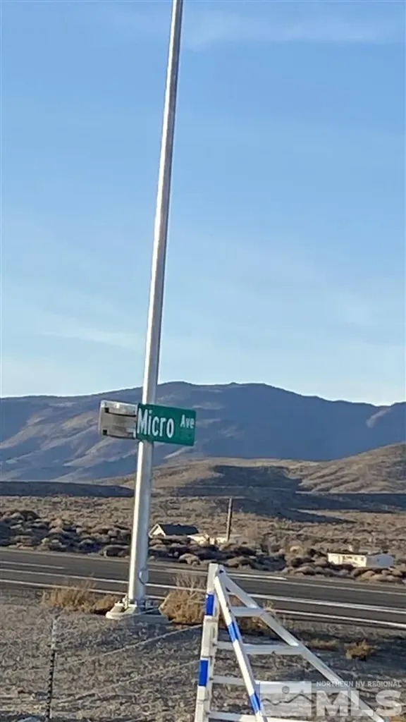 5160 Esther Silver Springs NV 89429