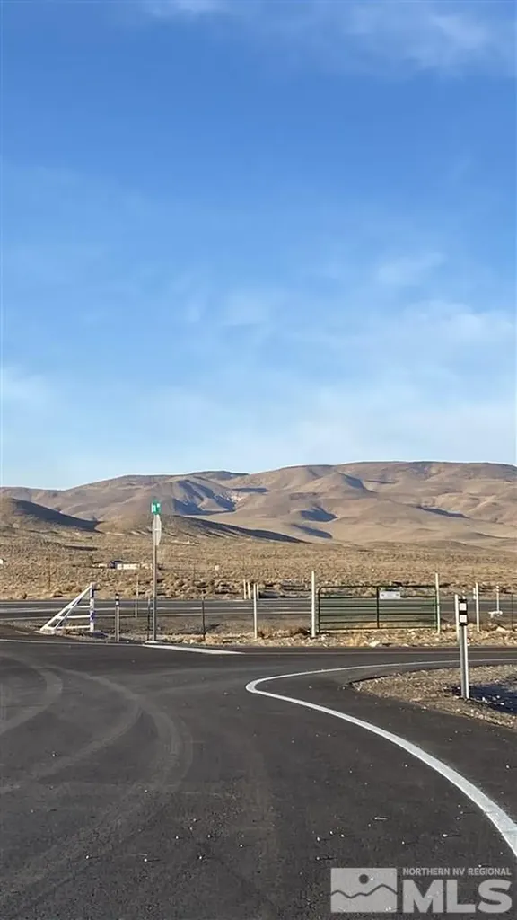 5160 Esther Silver Springs NV 89429