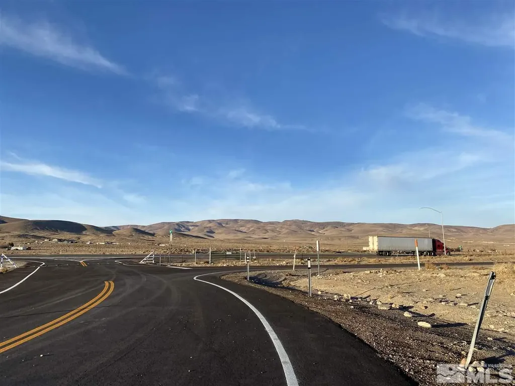 5160 Esther Silver Springs NV 89429
