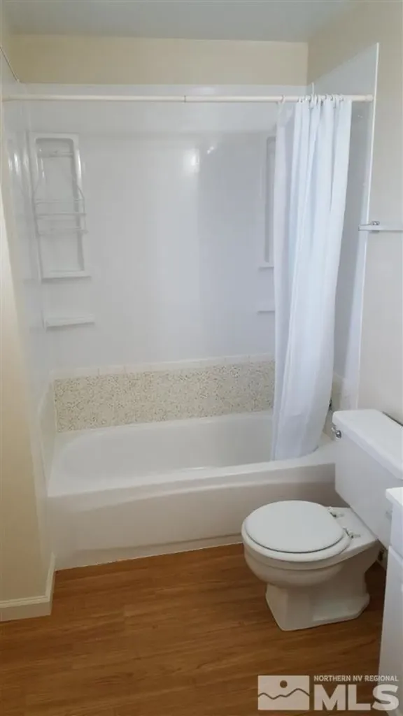 237 & 245 F Hawthorne NV 89415