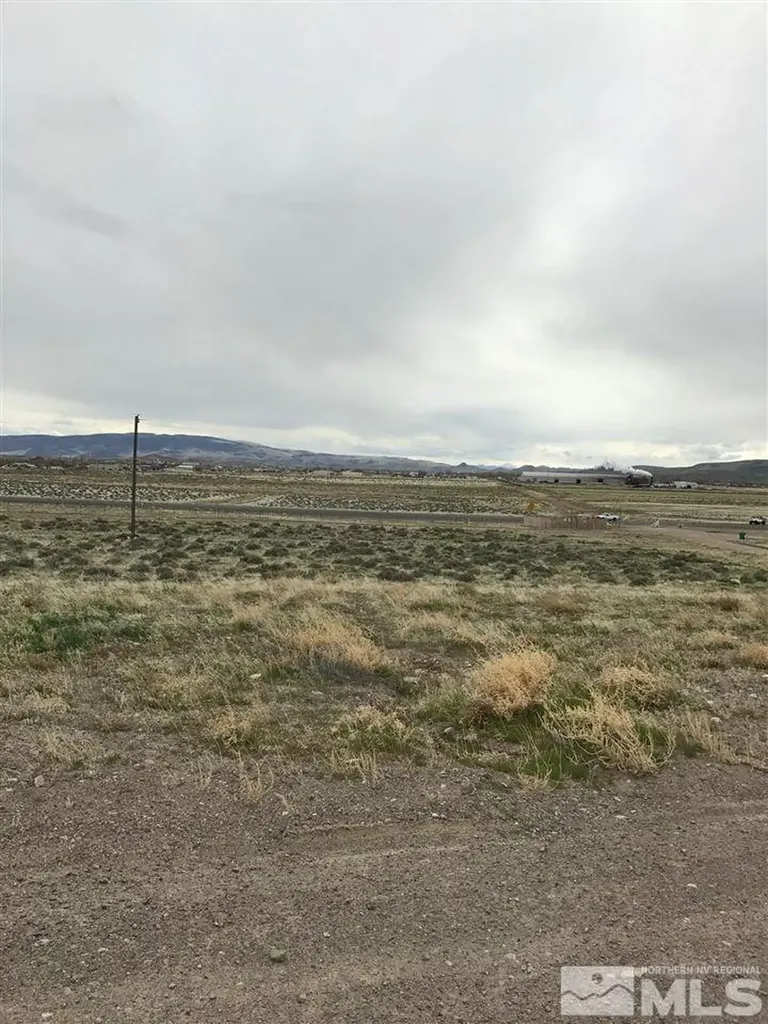 1040 Highway 50 Silver Springs NV 89429