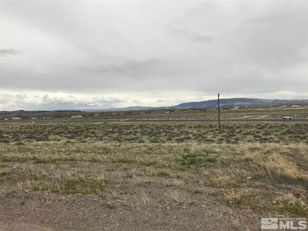 1040 Highway 50 Silver Springs NV 89429