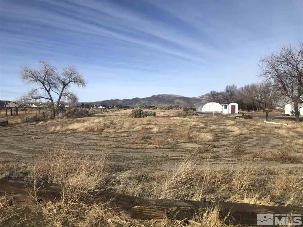 1240-1250 Farm District Fernley NV 89408