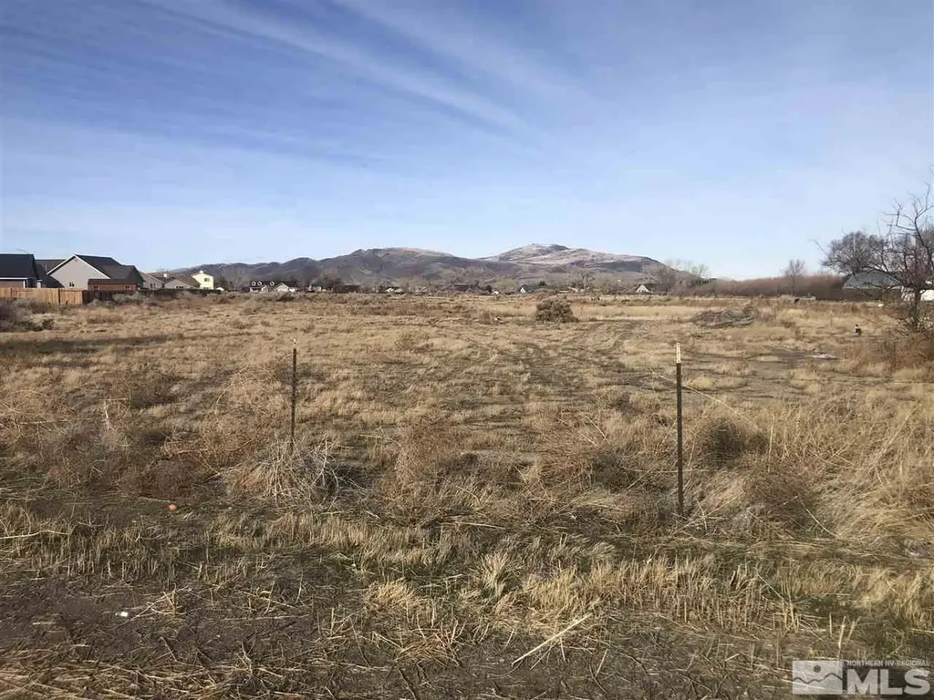 1240-1250 Farm District Fernley NV 89408