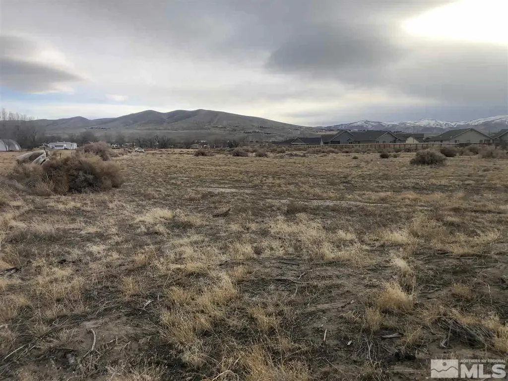 1240-1250 Farm District Fernley NV 89408