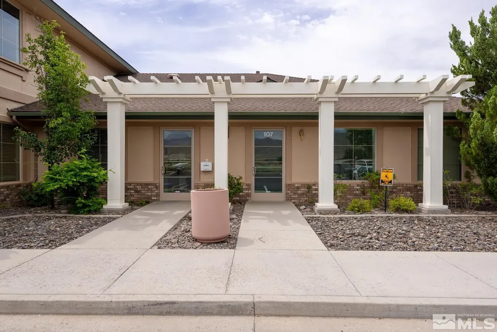 5 Pine Cone Dayton NV 89403