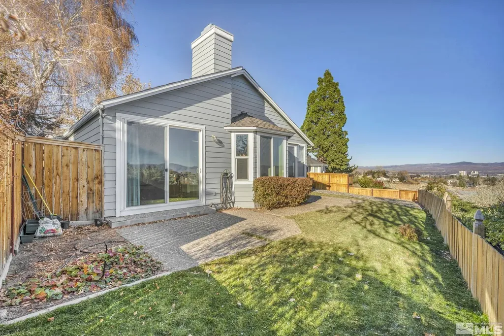 3372 Skyline Reno NV 89509