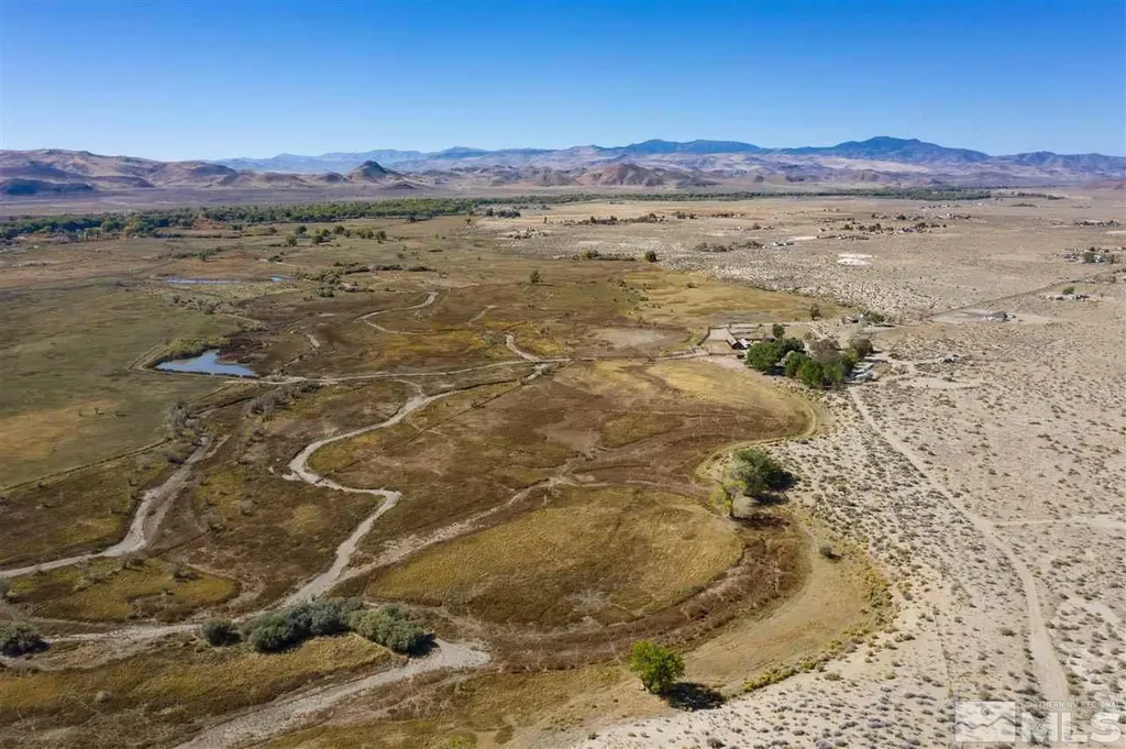 8940 Cougar Silver Springs NV 89429