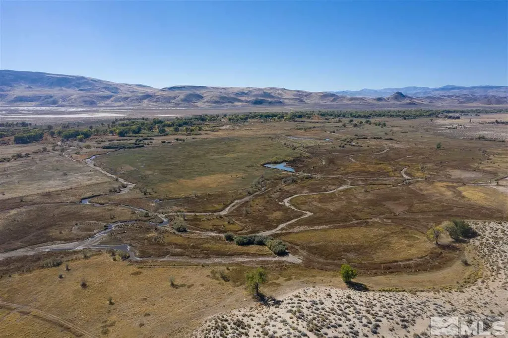 8940 Cougar Silver Springs NV 89429