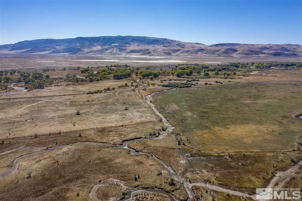 8940 Cougar Silver Springs NV 89429