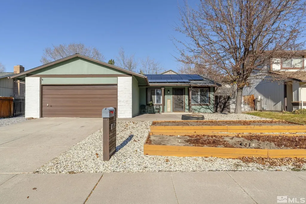 1878 Fieldcrest Sparks NV 89434