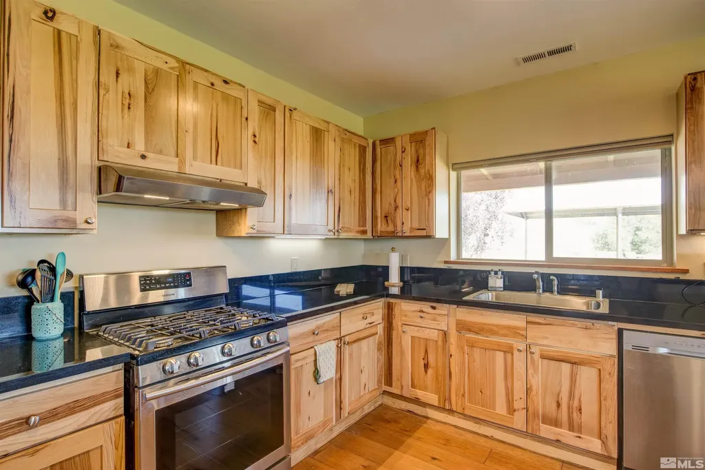 1461 Foothill Gardnerville NV 89460