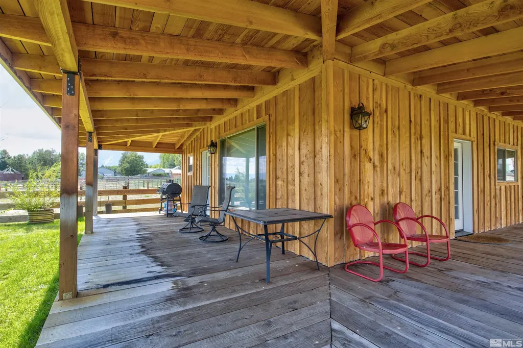 1461 Foothill Gardnerville NV 89460