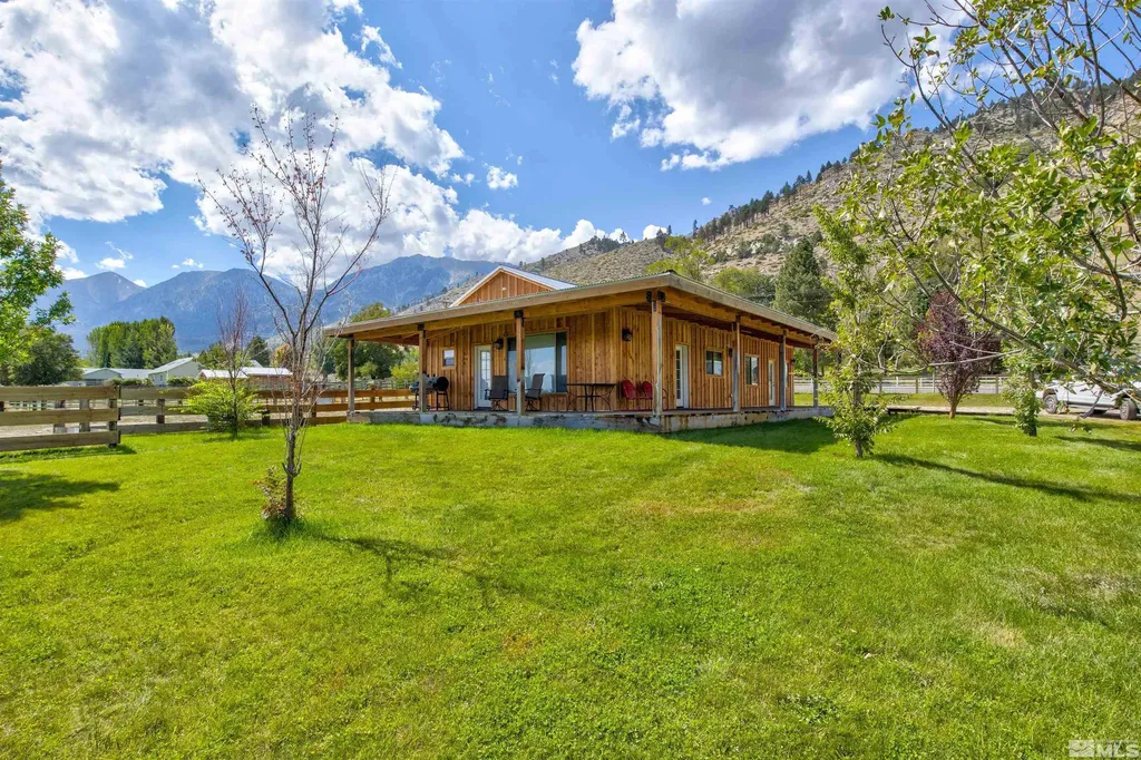 1461 Foothill Gardnerville NV 89460