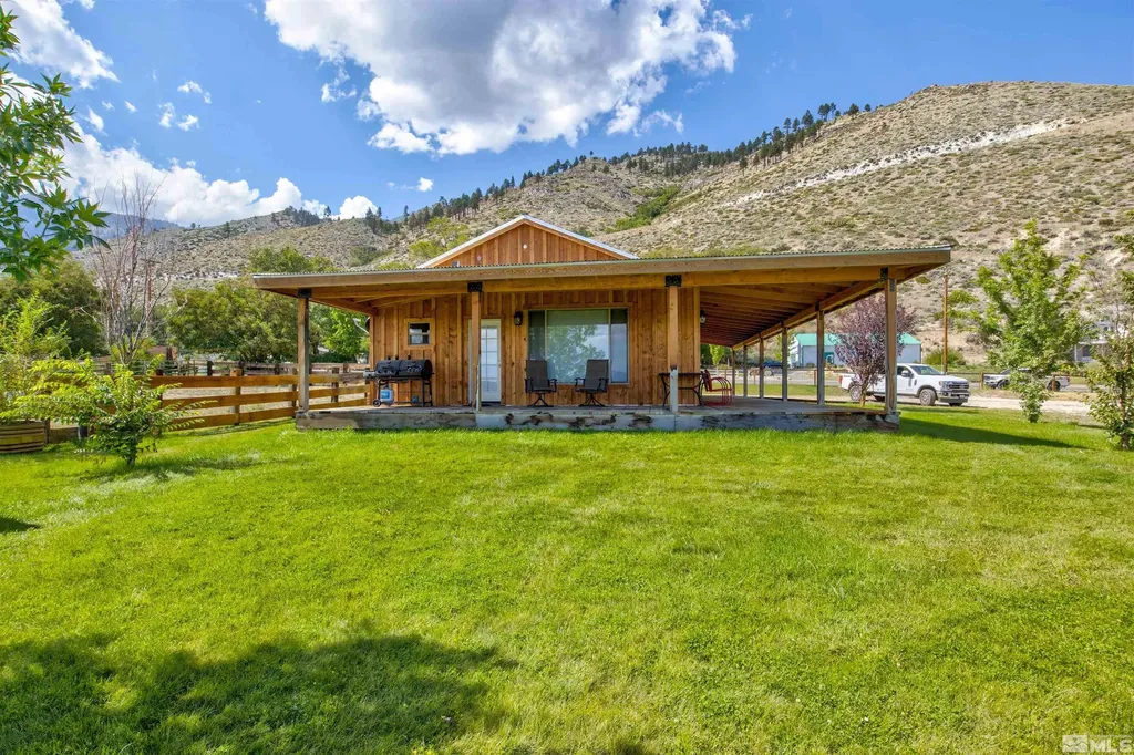 1461 Foothill Gardnerville NV 89460