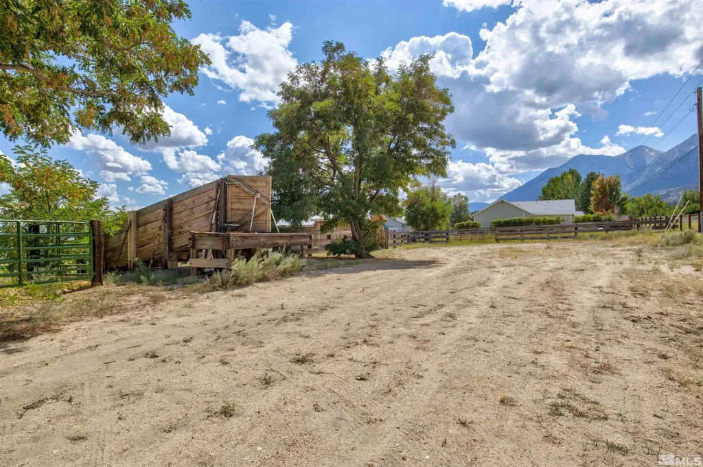 1461 Foothill Gardnerville NV 89460
