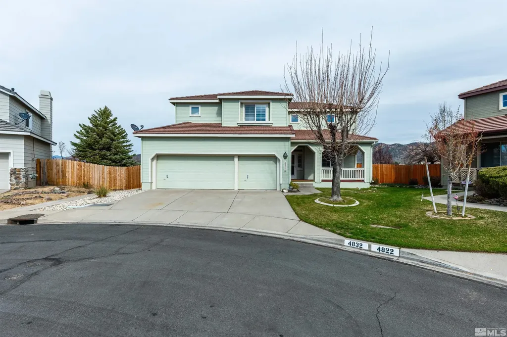 4832 Eaglewood Reno NV 89502