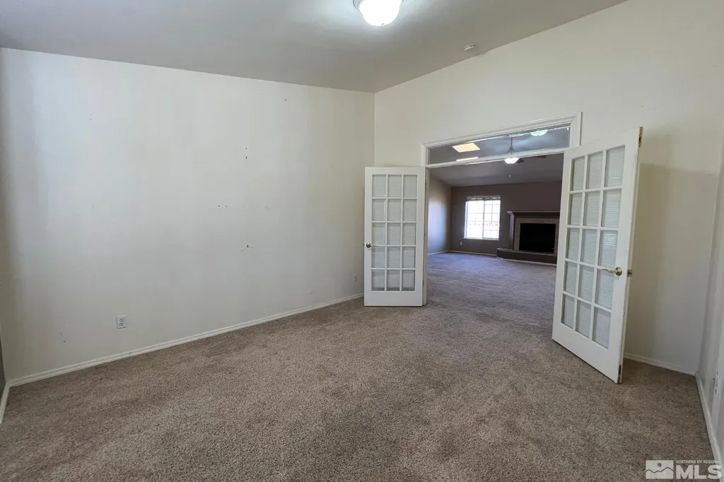 45 Julie Winnemucca NV 89445