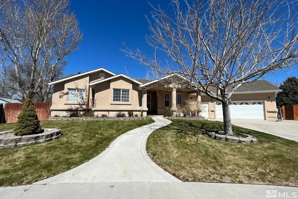 45 Julie Winnemucca NV 89445