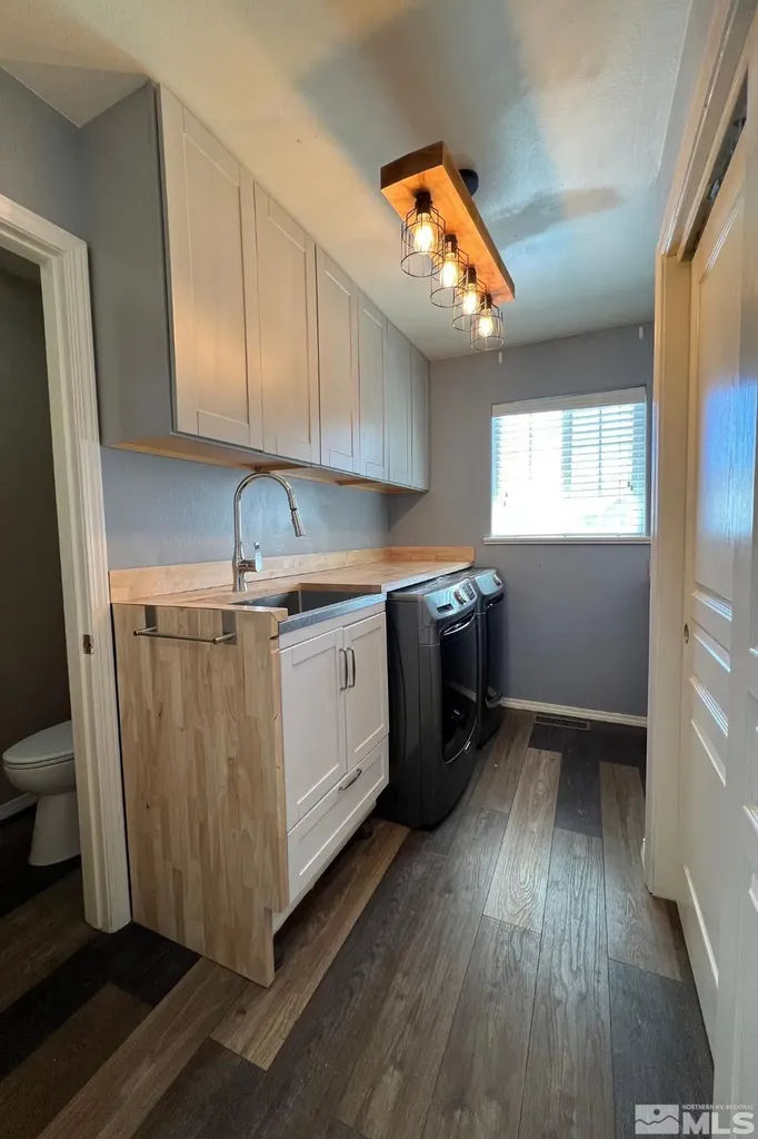 45 Julie Winnemucca NV 89445