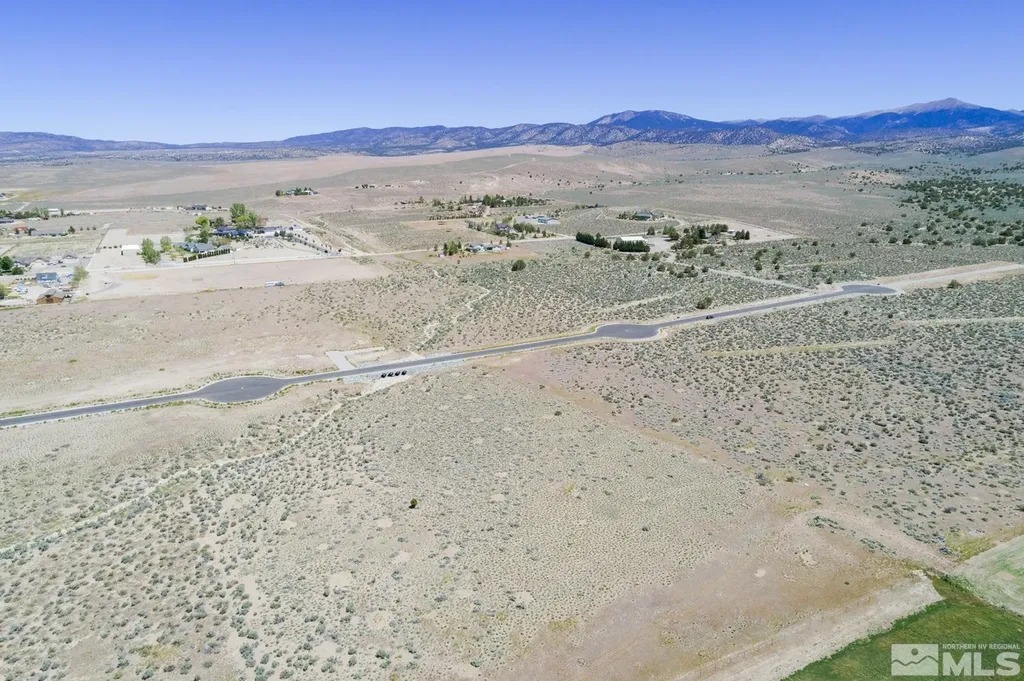 2421 Blaze Gardnerville NV 89410