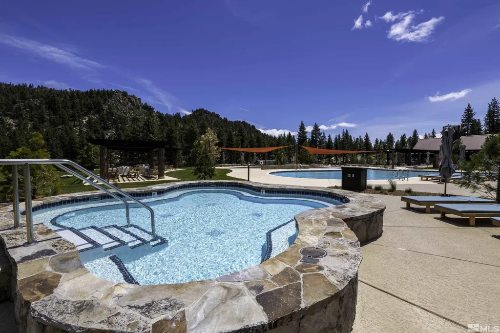 3582 Knob Point Carson City NV 89705
