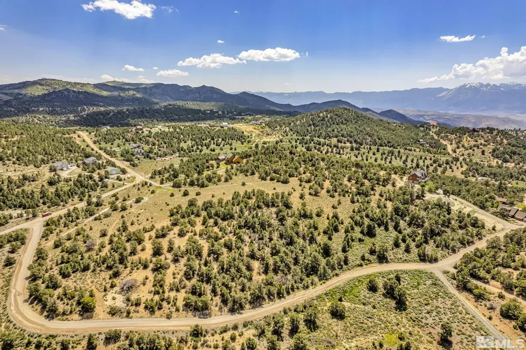 21499 Crestview Reno NV 89521