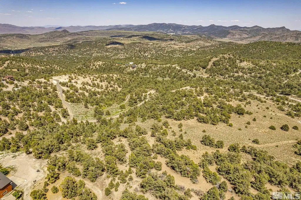 21499 Crestview Reno NV 89521
