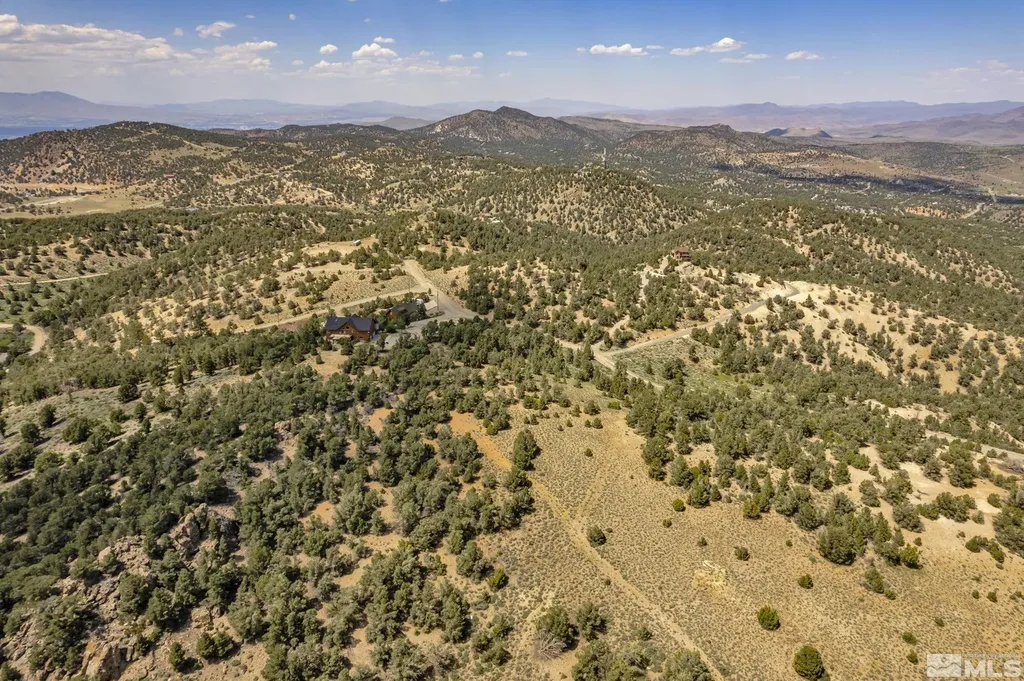 21499 Crestview Reno NV 89521