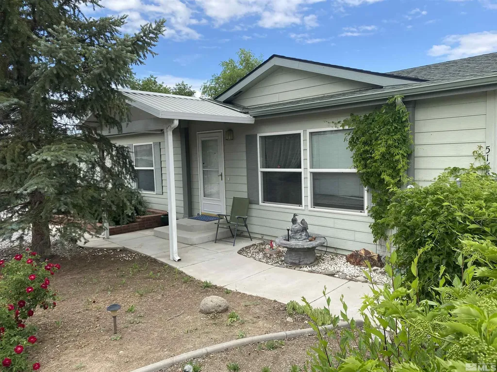 5145 Oetting Sun Valley NV 89433