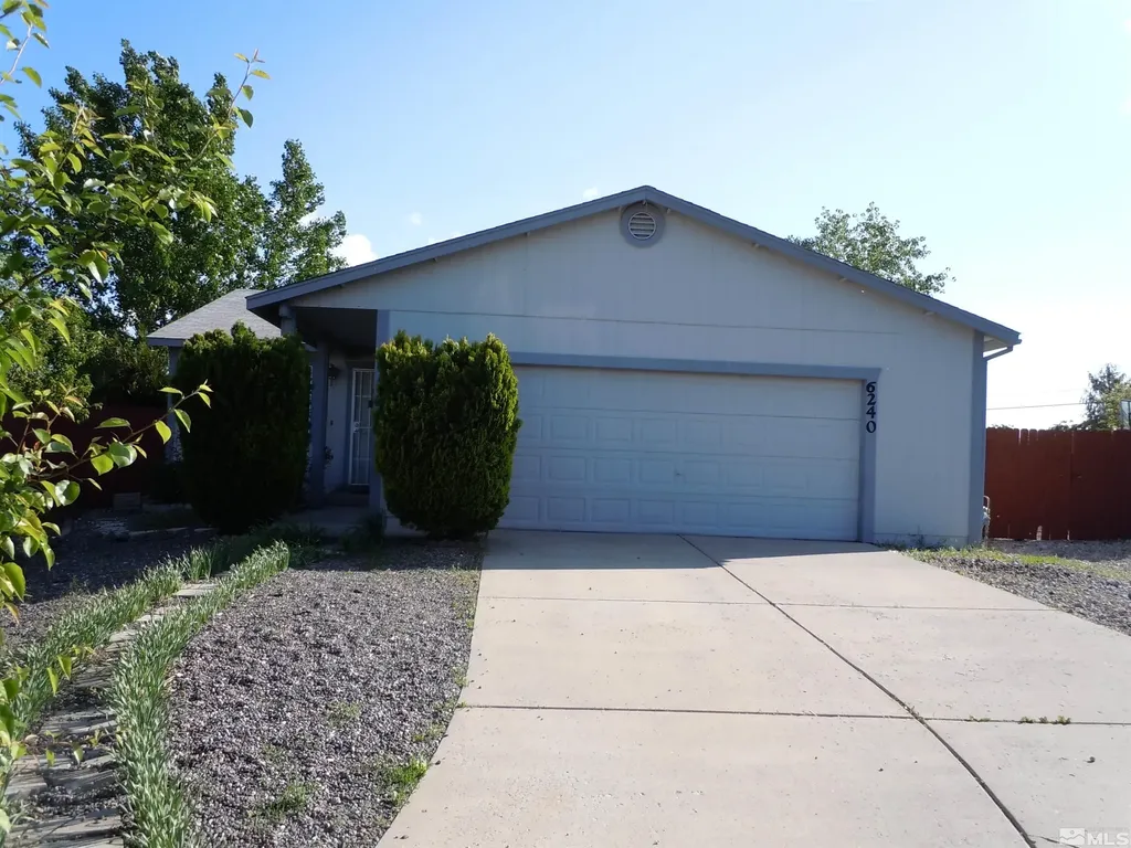 6240 Chickasaw Sun Valley NV 89433