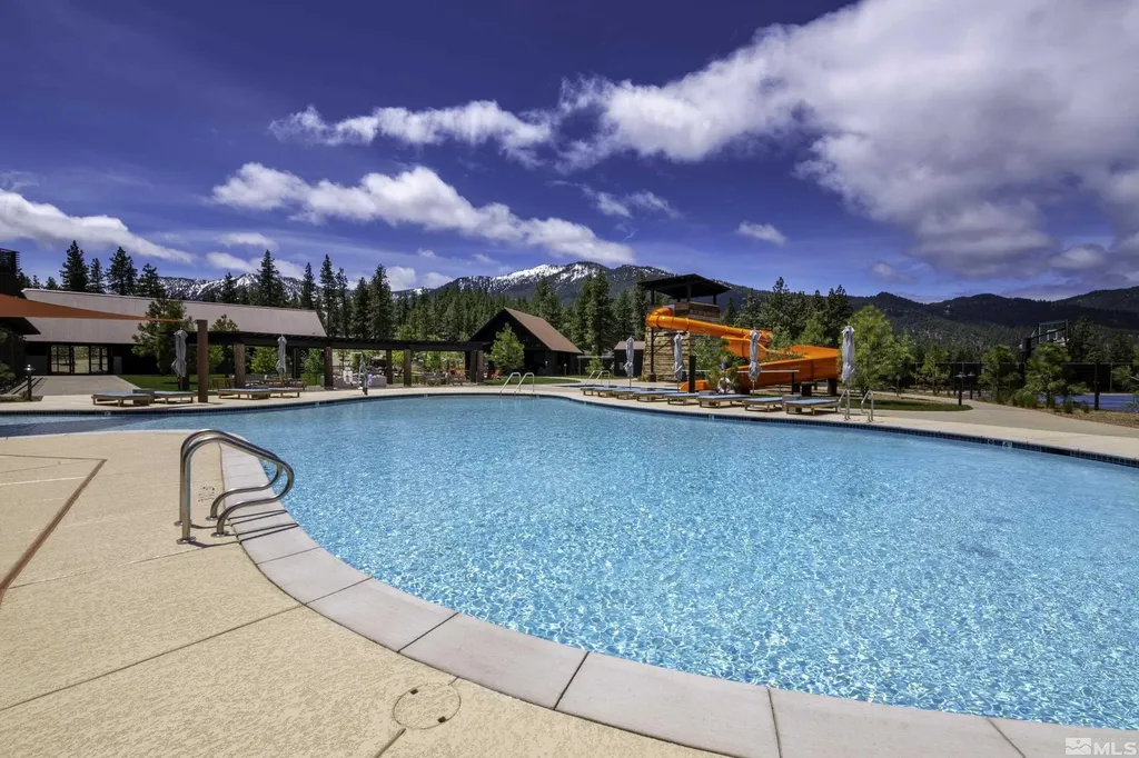 3562 Knob Point Carson City NV 89705