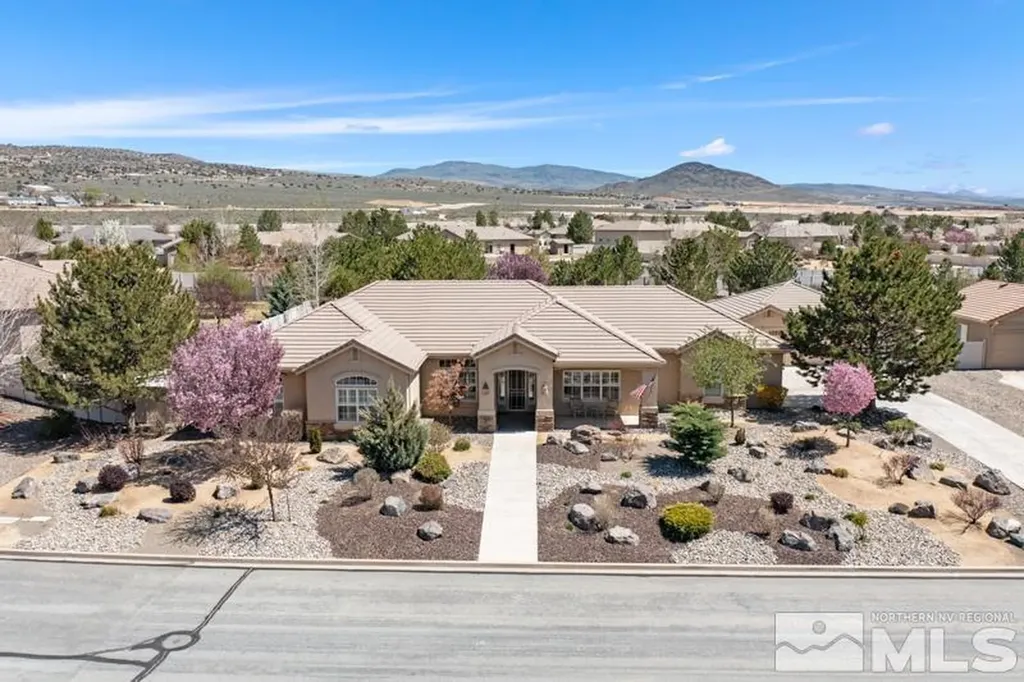 11820 Eagle Peak Sparks NV 89441