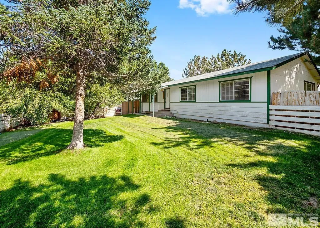 290 Laramie Reno NV 89521
