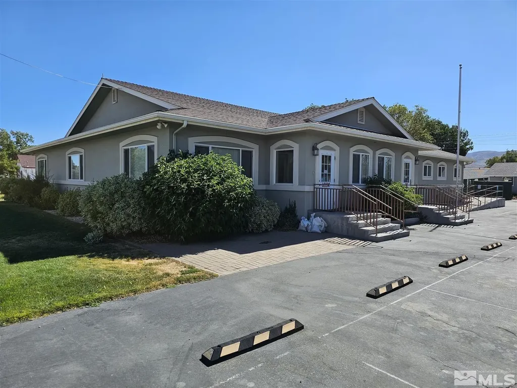 405 Main Yerington NV 89447