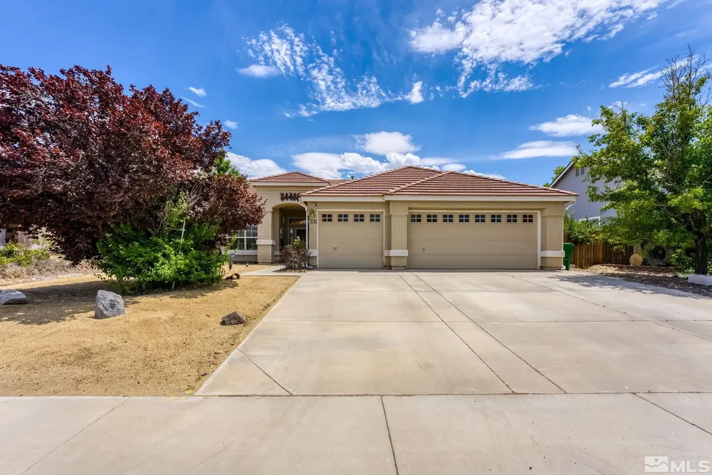 350 Hidden Oaks Dayton NV 89403