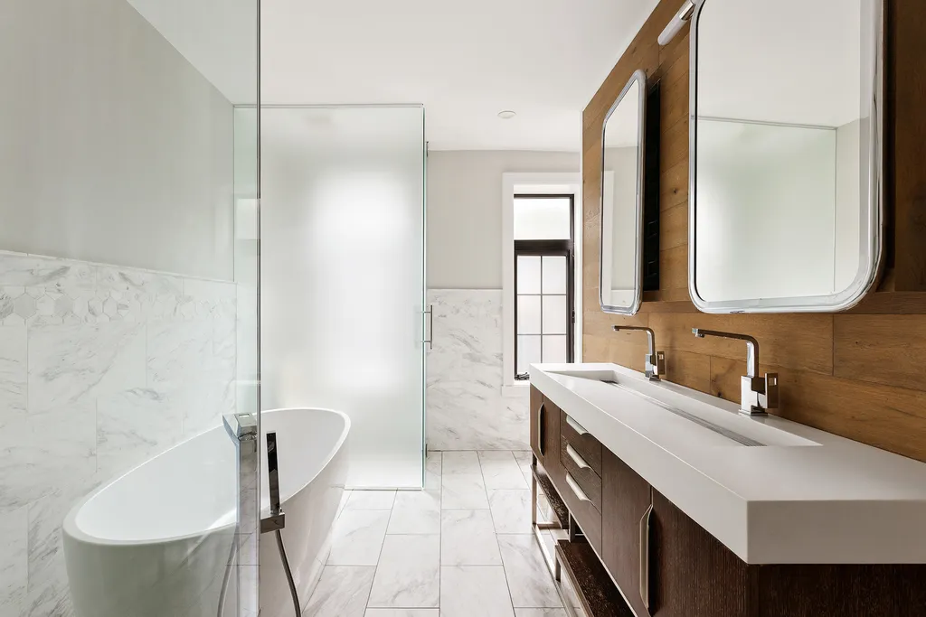 1633 Carroll Street New York City NY 11213