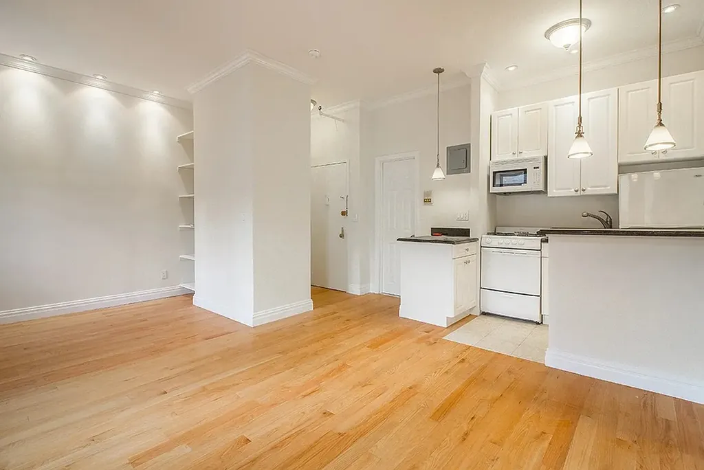 28 W 90th Street New York City NY 10024