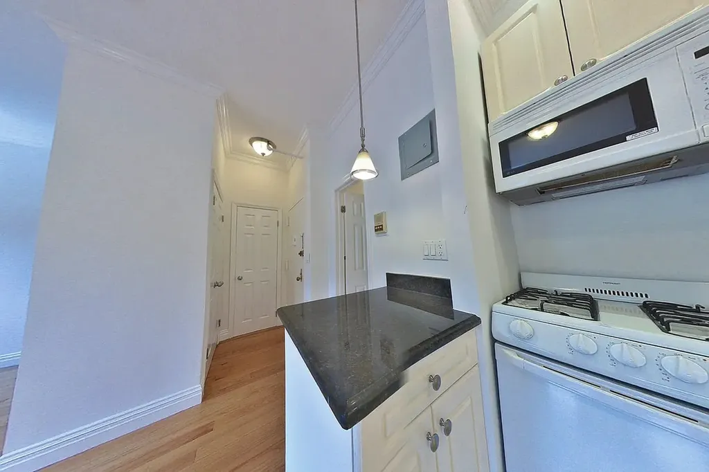 28 W 90th Street New York City NY 10024