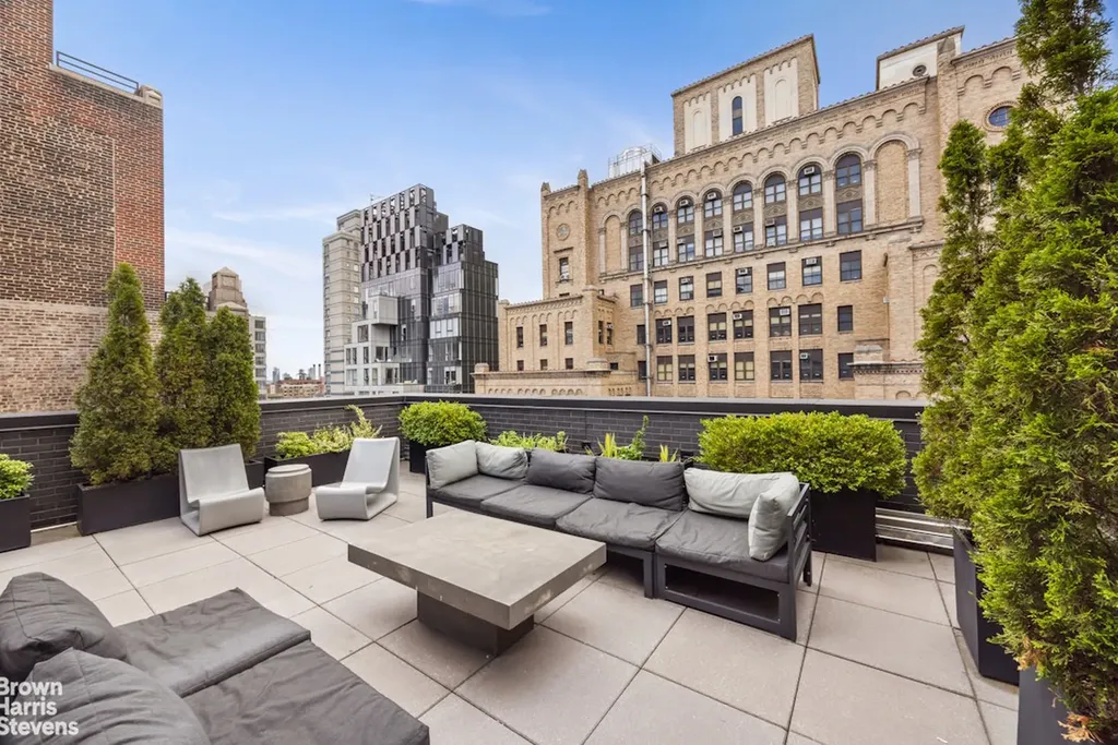 139 E 23rd Street New York City NY 10010
